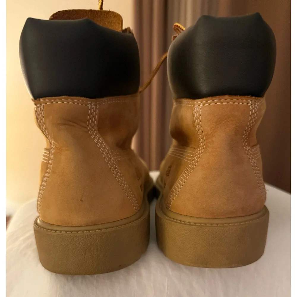 Timberland Boots Teen Boys Size 7 Wheat Tan Leather Lace Up 6 Inch Boots EUC